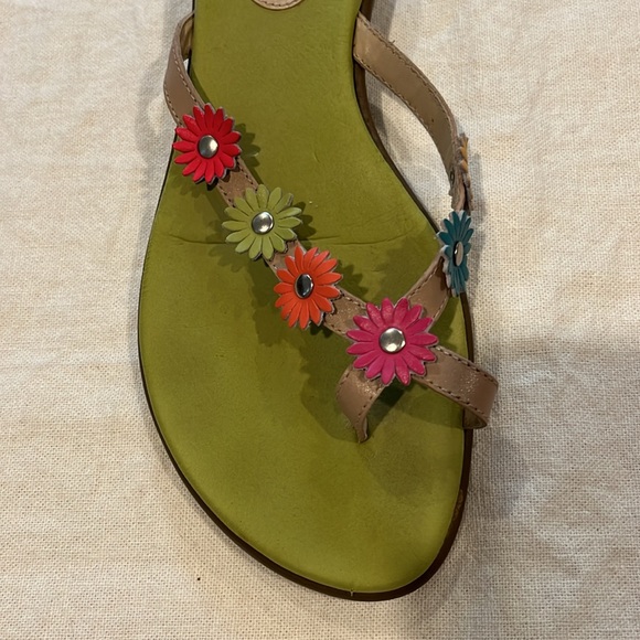 George Sandals - Picture 7 of 16